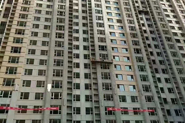 使用高空電動吊籃需要操作員具備哪些證件？